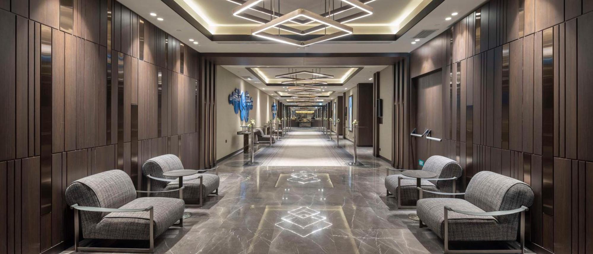 ホテル Doubletree By Hilton シャンルウルファ エクステリア 写真